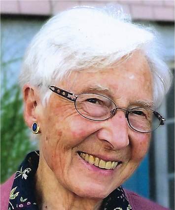 Lisbeth Lasserre, colour portrait on her 90th birthday